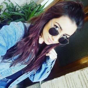 Meet your Posher, Martina